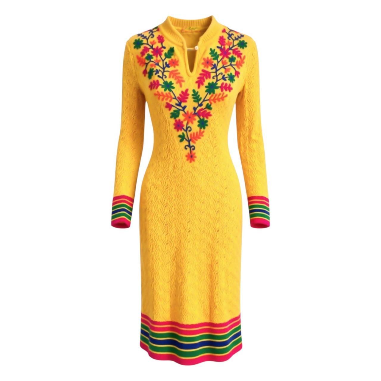 Vintage 1970s Yellow Embroidered Knit Midi Dress – Size M/L