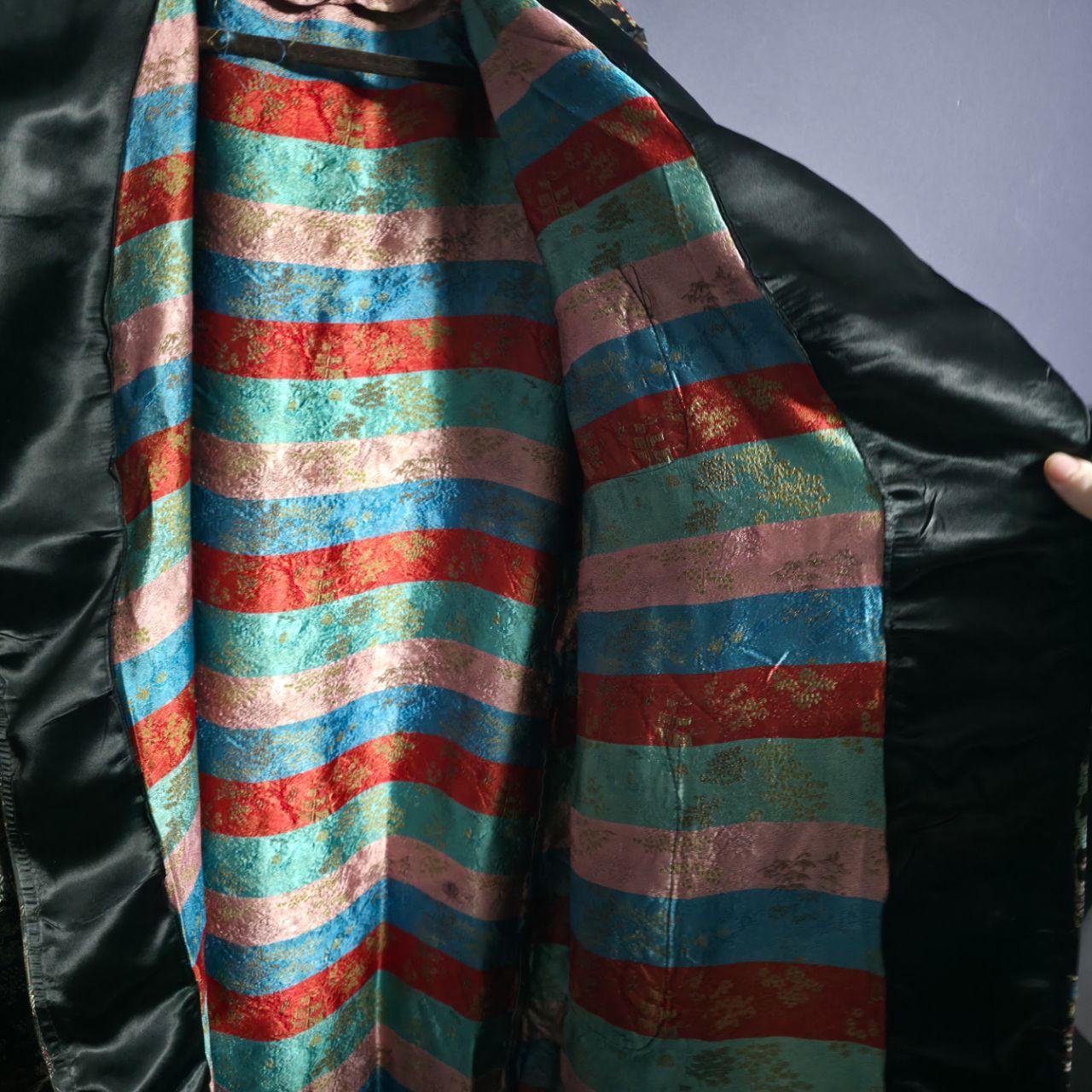 1970s Chinoiserie Scenic Brocade Smoking Jacket – Satin Shawl Collar (tagged L, osfm unisex)